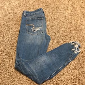 AEO distressed skinny jean